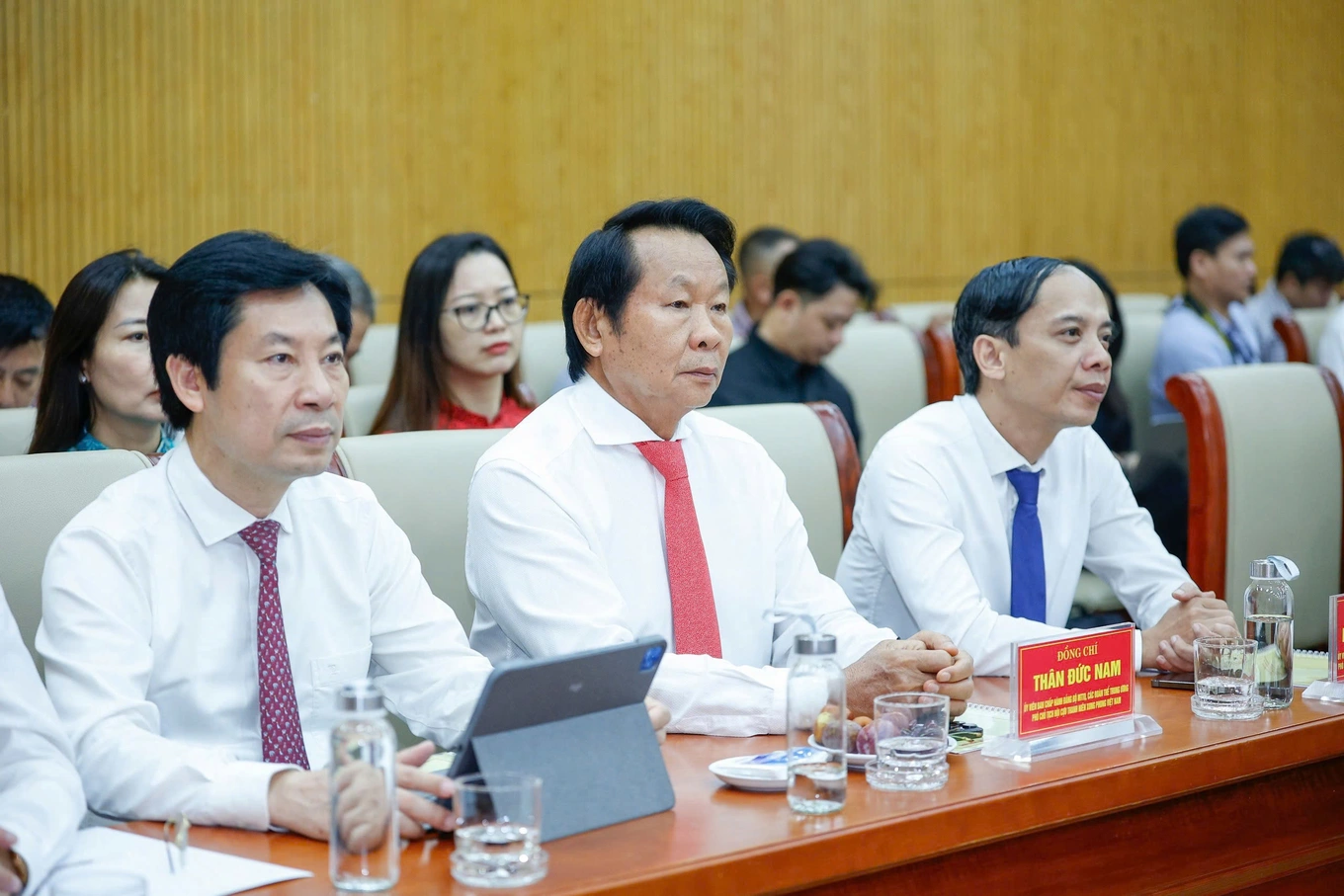 Các đại biểu dự cuộc làm việc của Tổng Bí thư Tô Lâm với Đảng ủy MTTQ Việt Nam và các đoàn thể Trung ương (Ảnh: Hải Nguyễn).