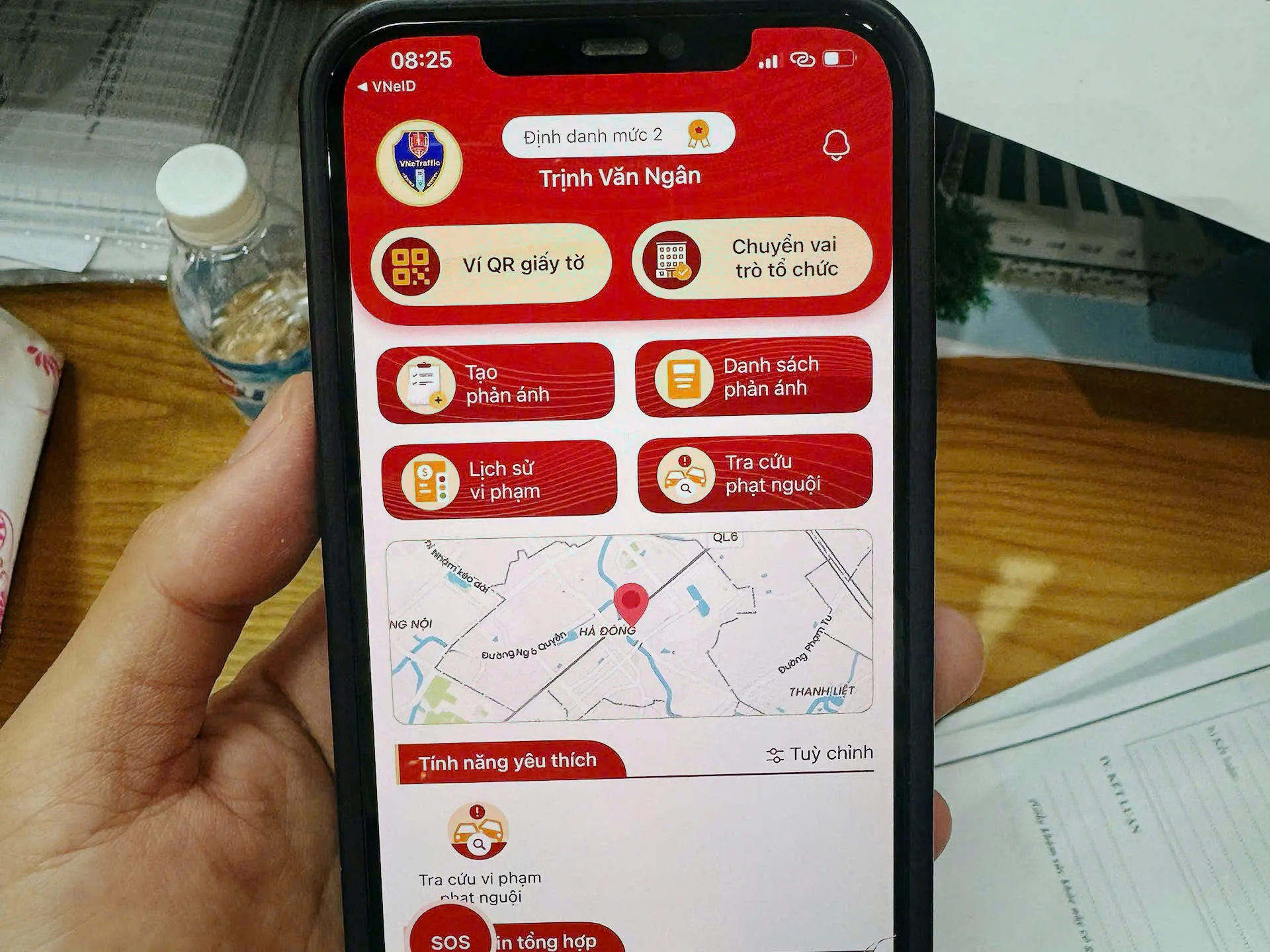 VNeTraffic tích hợp nhiều tiện ích liên quan đến GPLX và phương tiện.