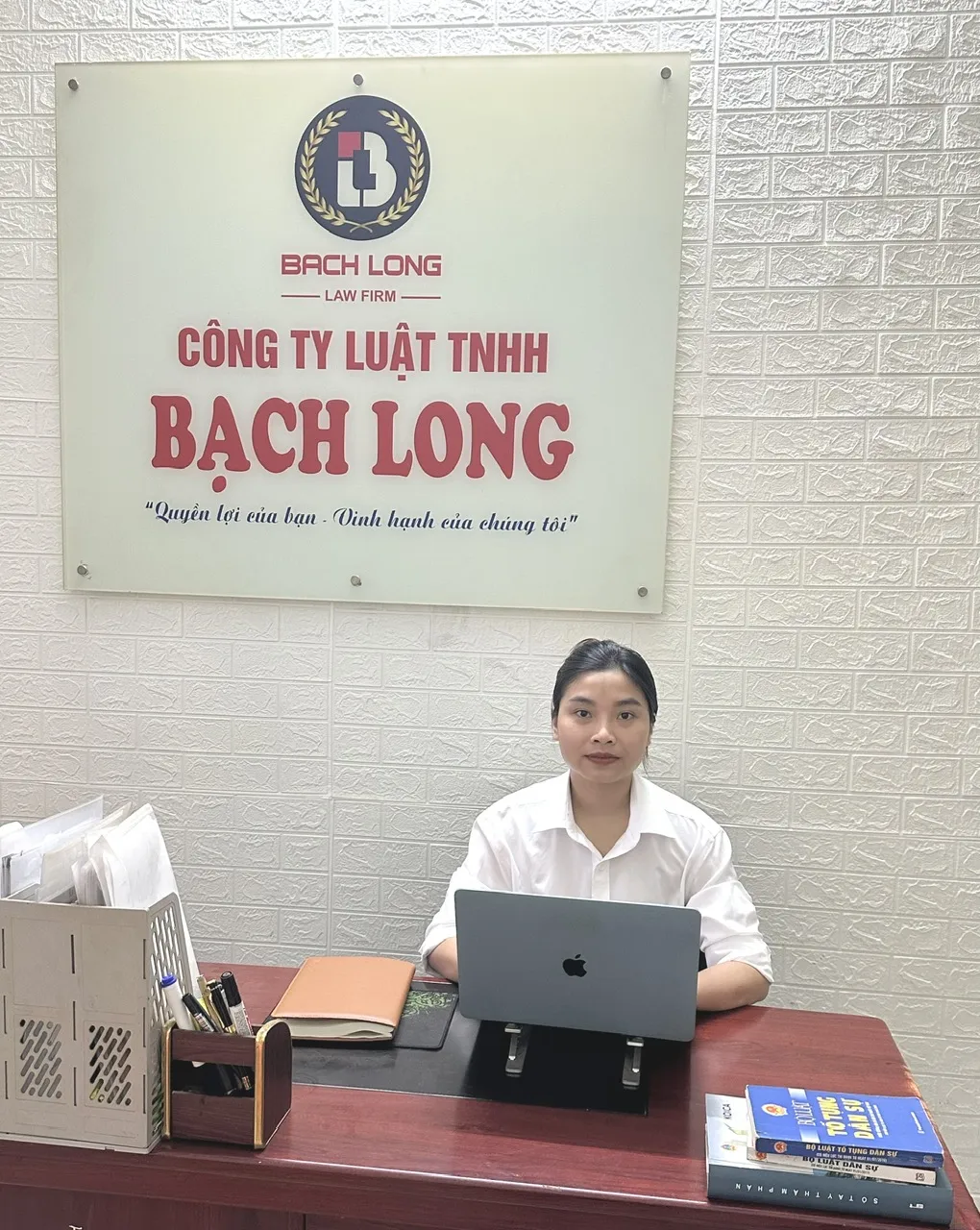  Luật sư Trần Thị Đoan Phượng.