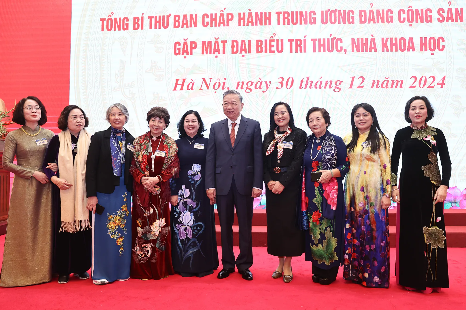 Tổng Bí thư Tô Lâm gặp mặt các trí thức, nhà khoa học. Ảnh: Phạm Hải