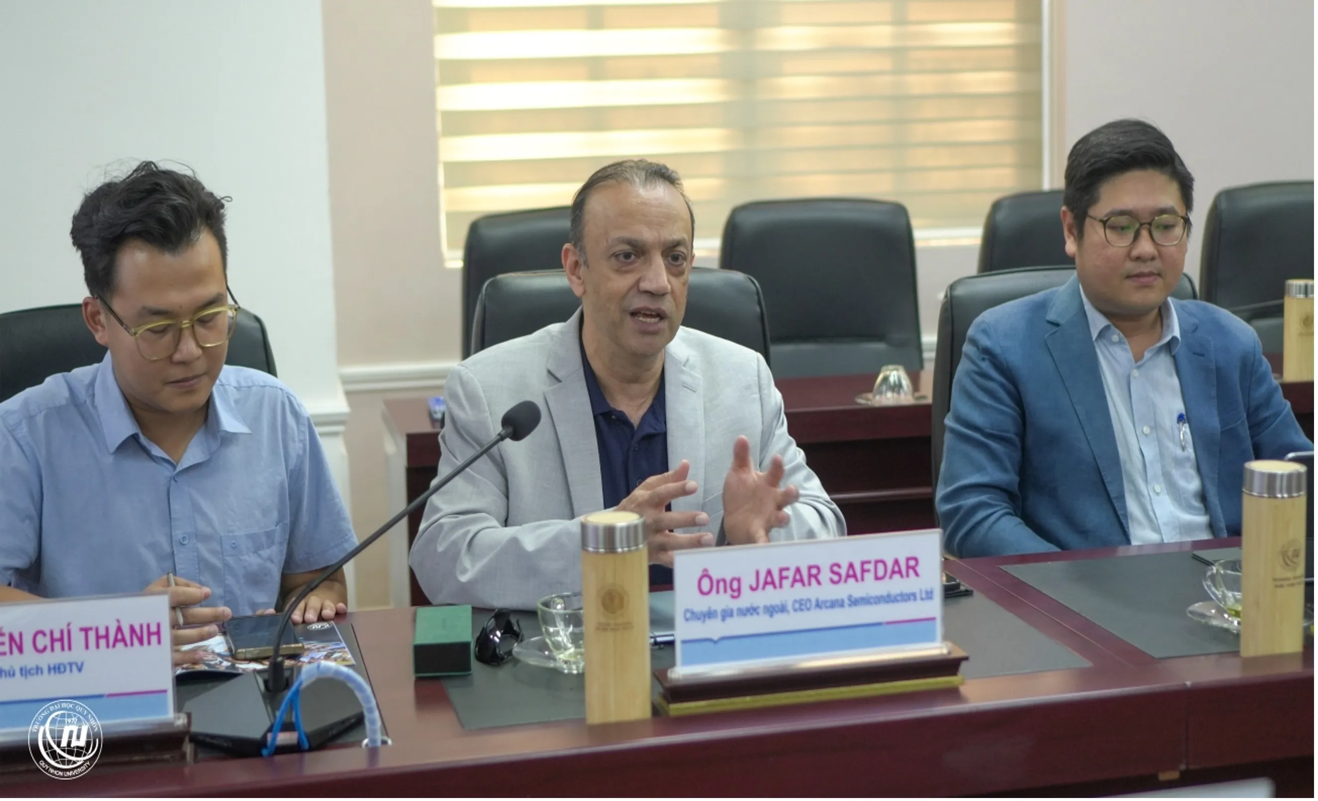 Hoạt động hợp tác giữa Trường Đại học Quy Nhơn, doanh nghiệp và các đơn vị liên quan góp phần hình thành mô hình đào tạo gắn với thực tiễn, tạo điều kiện để sinh viên phát triển nghề nghiệp và công tác tại địa phương.