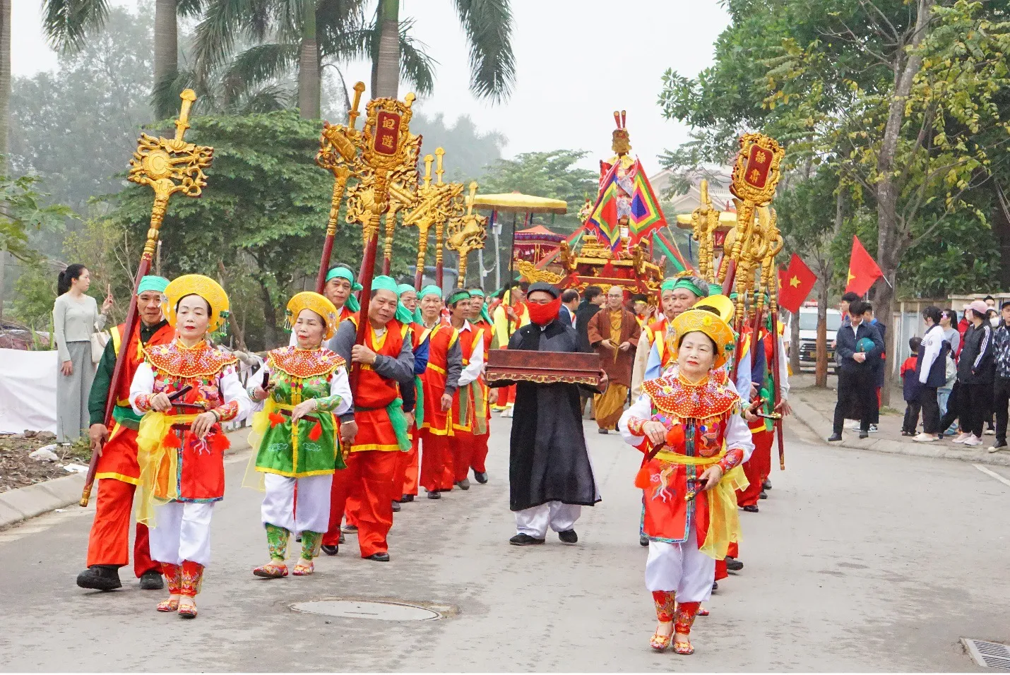 Nghi lễ rước Kiệu.