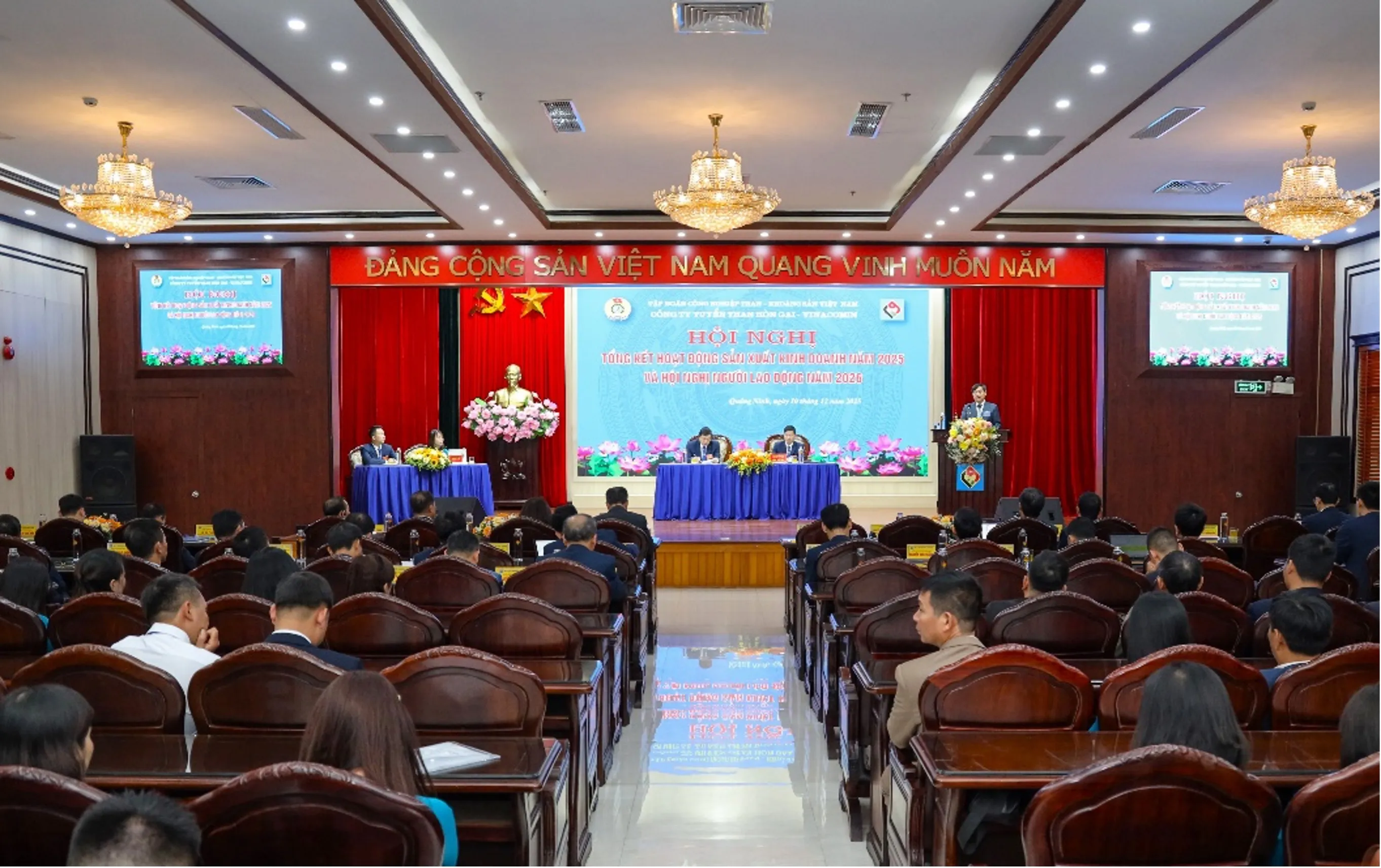 Hội nghị người lao động – phát huy dân chủ, tạo sự đồng thuận trong thực hiện nhiệm vụ sản xuất kinh doanh.