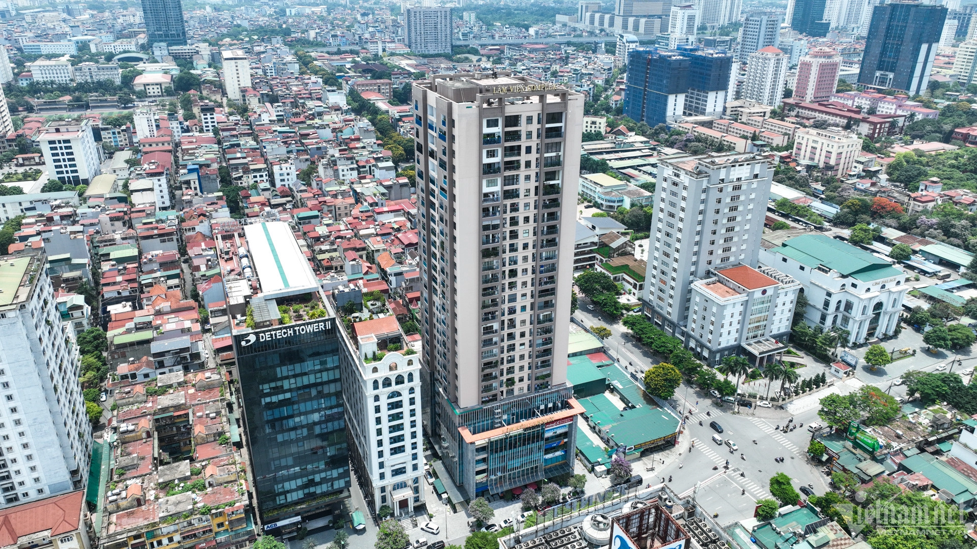 Tòa nhà hỗn hợp AZ Lâm Viên Complex (107A đường Nguyễn Phong Sắc)