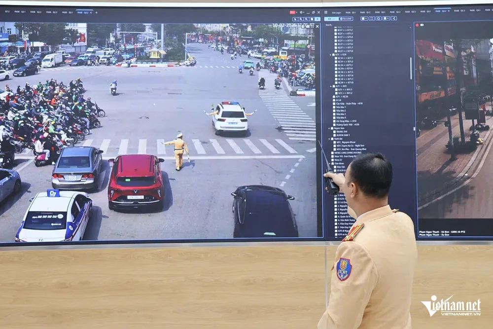Hình ảnh từ hệ thống camera AI được truyền về trung tâm theo thời gian thực. Ảnh: Đình Hiếu