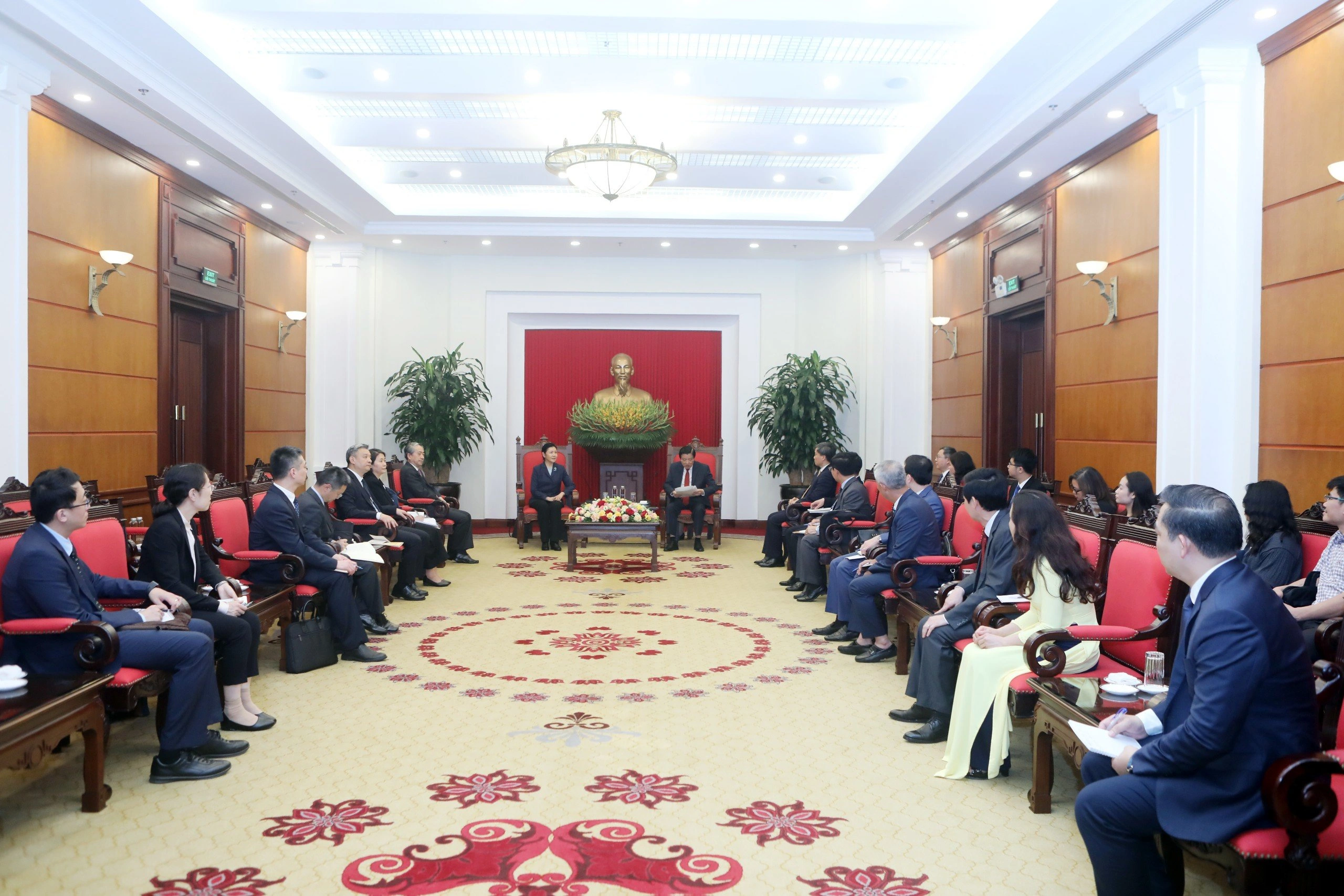 Trưởng Ban Nội chính Trung ương Phan Đình Trạc hoan nghênh chuyến thăm của Đoàn đại biểu Bộ Tư pháp Trung Quốc đến Việt Nam(Ảnh: Đặng Phước).