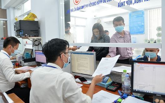 Hồ sơ miễn, giảm tiền sử dụng đất cho người có công