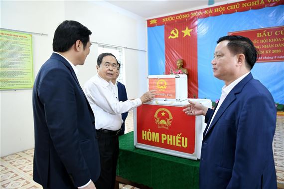 Quy trình 6 bước bỏ phiếu bầu cử Quốc hội, HĐND, cử tri cần biết