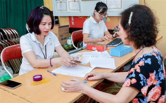 Chế độ với cán bộ hội khi xin nghỉ hưu trước tuổi