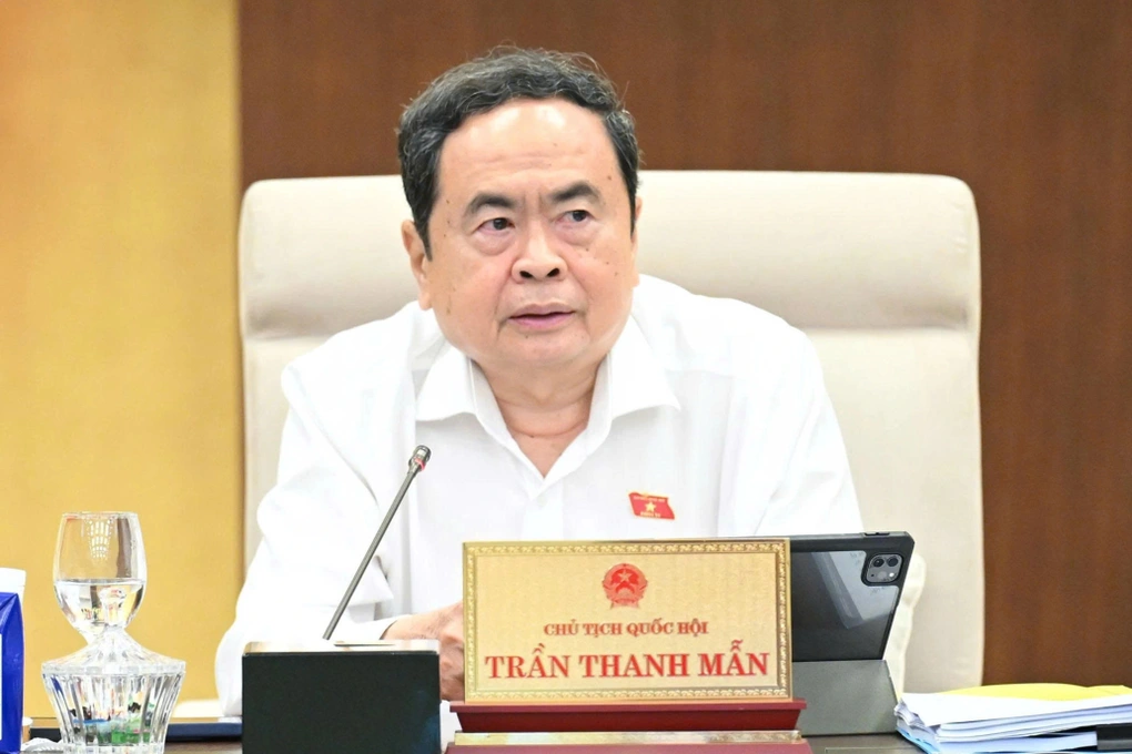 Loạt thay đổi quan trọng của Luật Viên chức, hết cảnh biên chế suốt đời