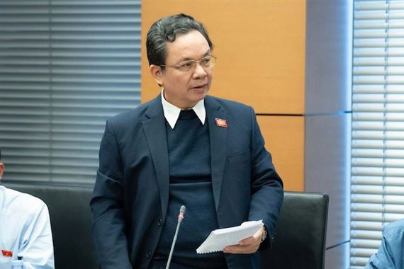 Áp thuế thu nhập cá nhân 35% khiến người thu nhập khá chịu thuế như giới siêu giàu