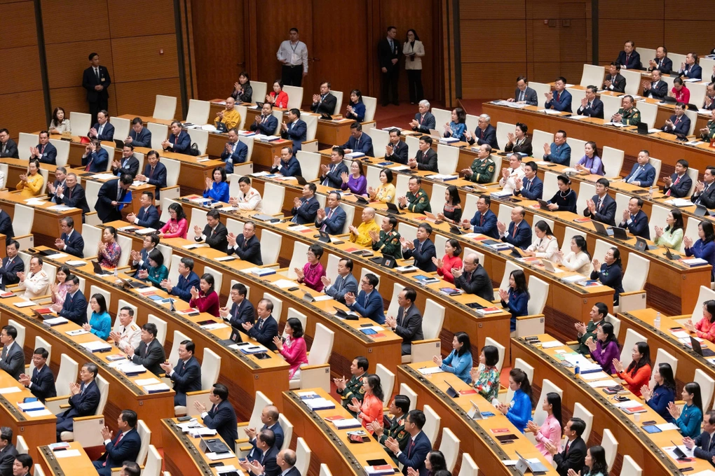 Quốc hội chốt cơ cấu Chính phủ nhiệm kỳ mới gồm 17 bộ, ngành