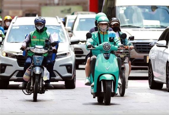 Hà Nội: Hộ nghèo sẽ được hỗ trợ 100% khi chuyển xe máy xăng sang xe điện?