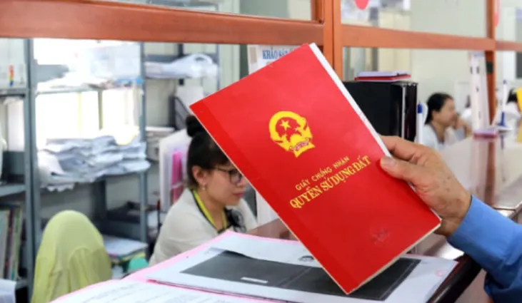 6 trường hợp đăng ký đất đai phải cấp lại sổ đỏ