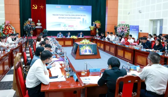 Cách nào để người bán hàng online tự giác nộp thuế?