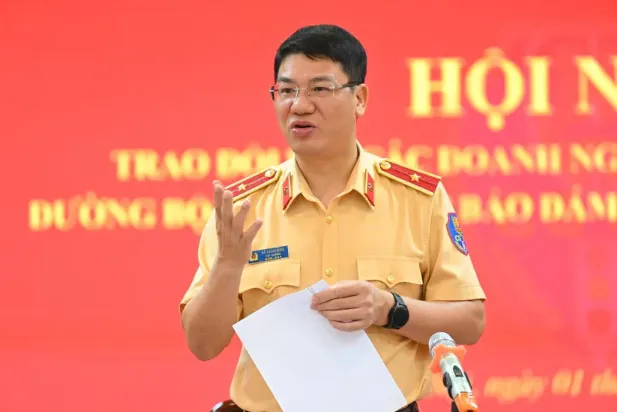 Cục trưởng Cục CSGT đối thoại với doanh nghiệp kinh doanh vận tải đường bộ nhằm kéo giảm TNGT