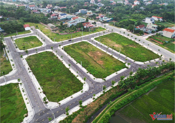 Khi tách thửa, có bắt buộc phải hiến đất làm đường giao thông?