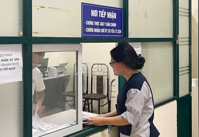 Bỏ bắt buộc công chứng với 6 giao dịch