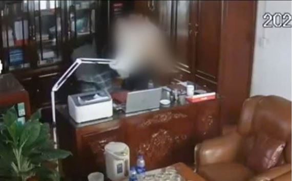 Trường THPT Tô Hiến Thành báo cáo vụ clip người đàn ông thân mật với phụ nữ