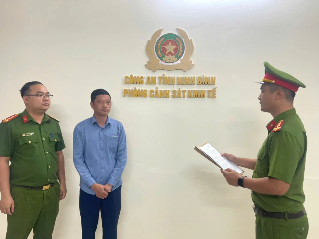 Khởi tố cựu phó ban cấp xã ở Ninh Bình vì ăn chặn tiền từ thiện của dân