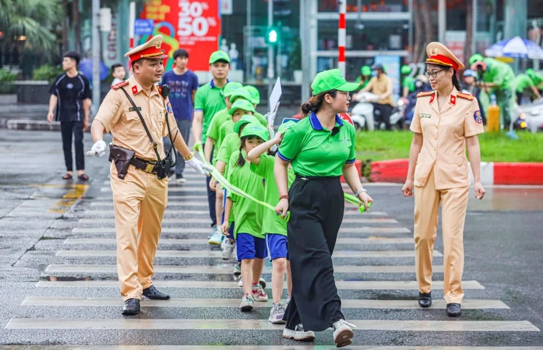 Tuyên truyền kỹ năng tham gia giao thông an toàn cho lứa tuổi học sinh