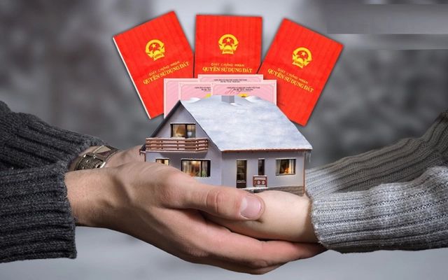 Muốn sang tên sổ đỏ khi mẹ còn sống, phải làm thủ tục gì?