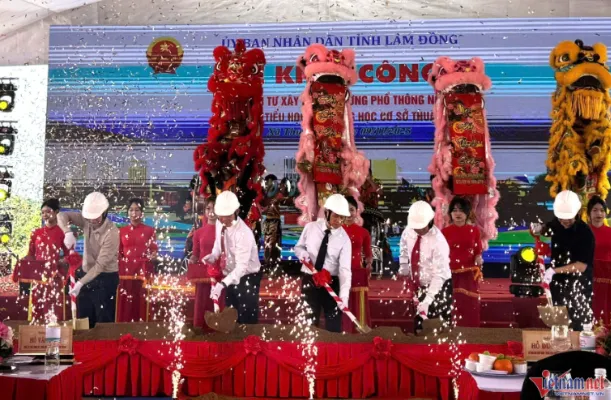 Khát vọng từ vùng biên Lâm Đồng: Ngôi trường gieo mầm tri thức