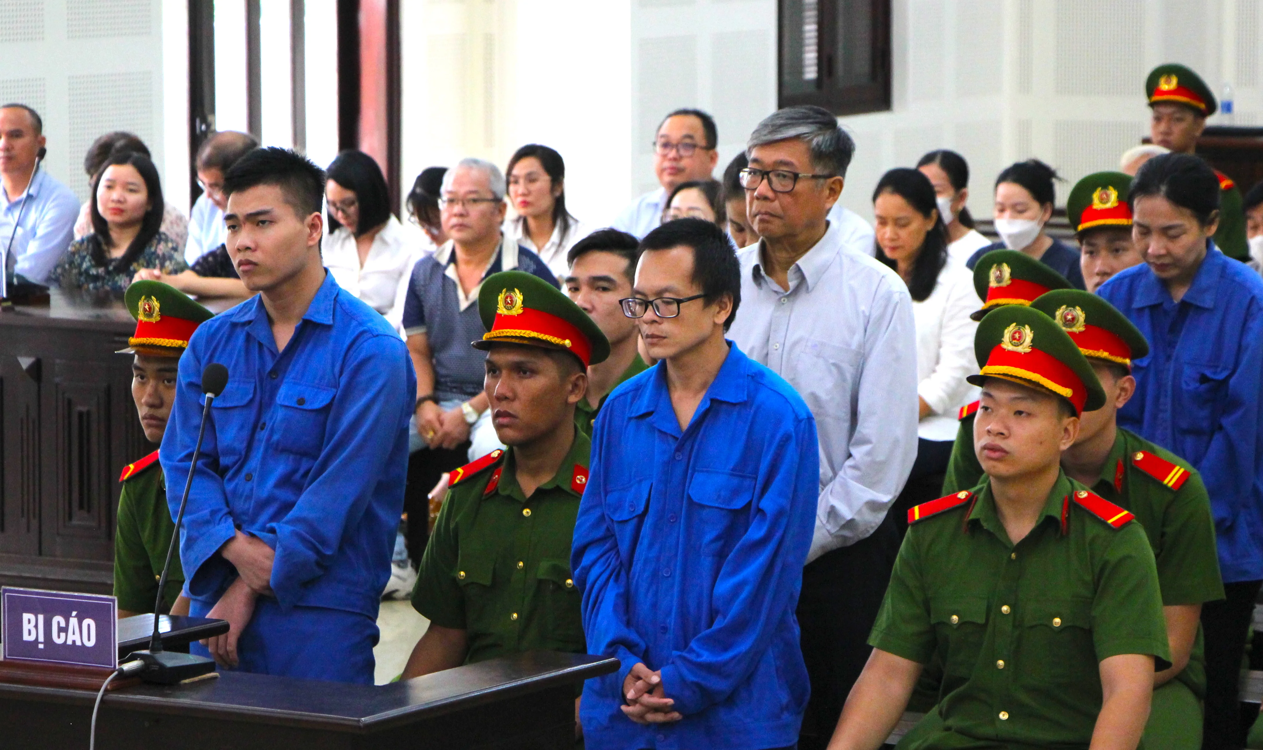 Toà tuyên tử hình cựu thủ quỹ Trường Đại học Bách khoa Đà Nẵng về tội tham ô