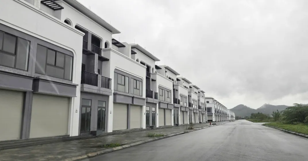 Khu đô thị 800 tỷ đồng ở Hà Tĩnh bị bỏ hoang xuống cấp, gây lãng phí