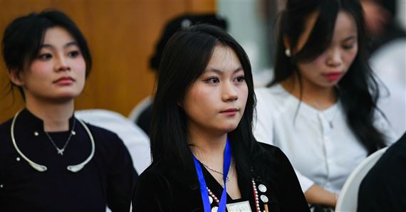 Câu chuyện số từ những bản làng: Phải bắt đầu từ tư duy, không chỉ từ công nghệ