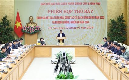 Chốt hạn sáp nhập các đơn vị hành chính không đủ tiêu chuẩn; bãi bỏ các loại chứng chỉ không cần thiết