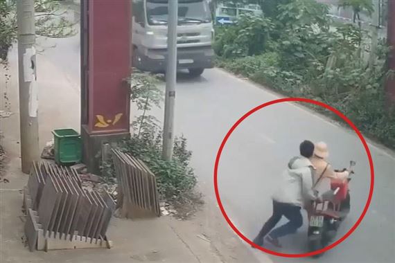 Dấu hiệu giết người vụ đẩy CSGT vào đầu xe tải