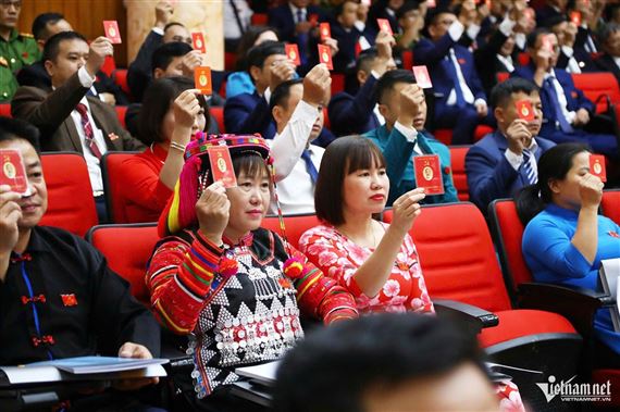 Luân chuyển cán bộ có lên, có xuống để loại bỏ tư duy nhiệm kỳ, ngồi lâu hóa lão làng