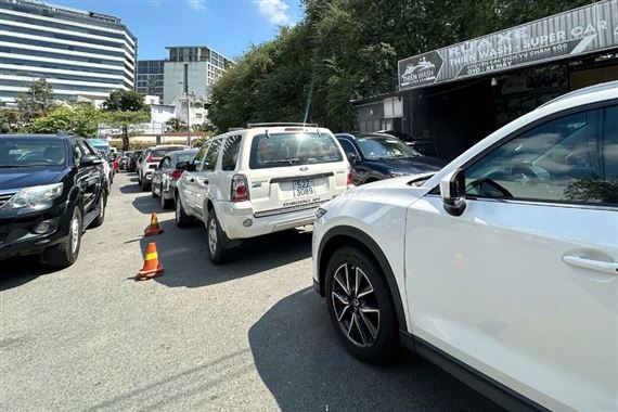 Đo khí thải ô tô đạp hết chân ga gây lo ngại hỏng xe: Cục Đăng kiểm nói gì?