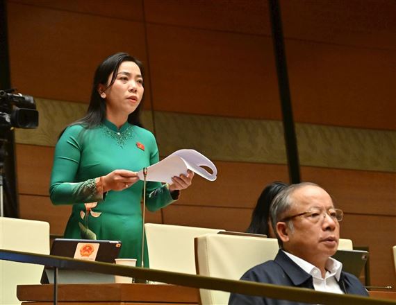 Đại biểu Quốc hội lo ngại khi chủ tịch xã được quyền tuyển dụng giáo viên