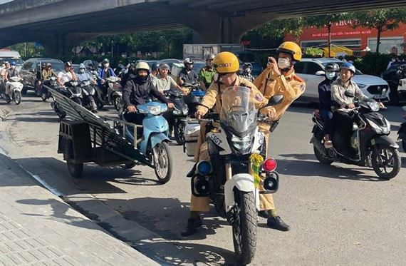 Từ phản ánh đến đường dây nóng của Thiếu tướng công an, CSGT lập tức vào cuộc
