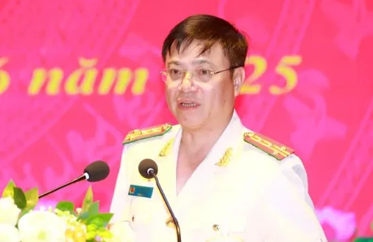 Đại tá Đinh Việt Dũng giữ chức Giám đốc Công an tỉnh Nghệ An