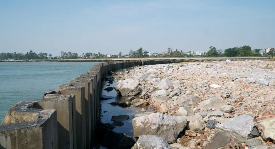 Dự án nghìn tỷ giữa trung tâm phố biển Thanh Hóa: Hơn 10 năm vẫn bỏ hoang