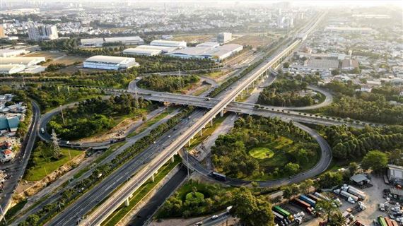 Đề xuất đầu tư hơn 15.700 tỷ đồng làm đường trên cao vào Tân Sơn Nhất