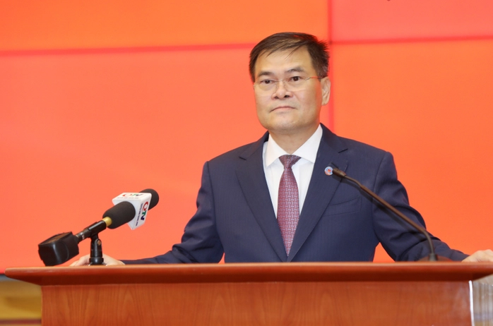 Thứ trưởng Tài chính làm Chủ tịch UBND tỉnh Quảng Ninh