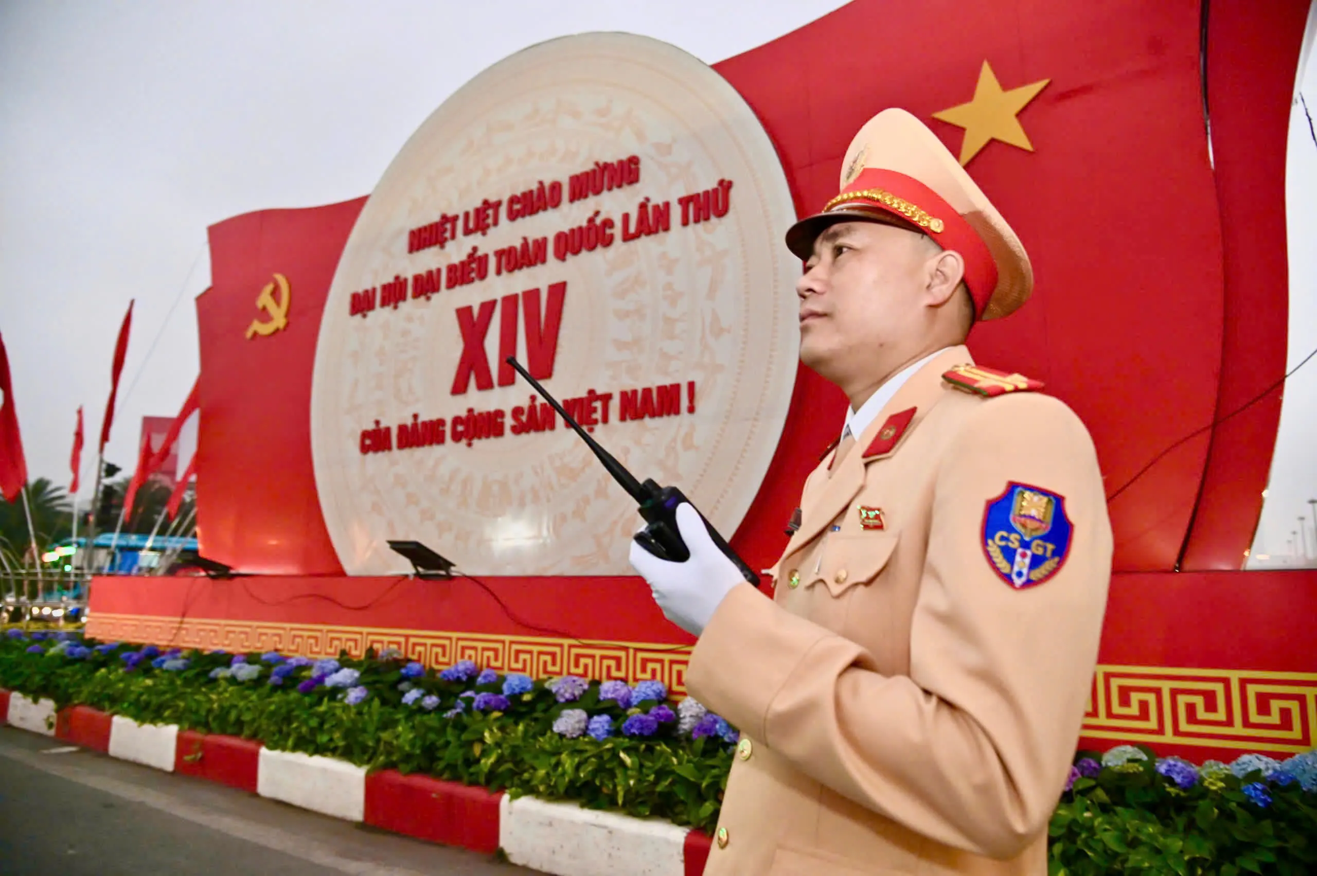 Lực lượng CSGT bảo đảm tuyệt đối an toàn giao thông phục vụ Đại hội đại biểu toàn quốc lần thứ XIV của Đảng