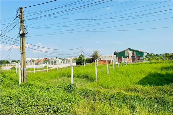 Giá đất nông nghiệp giảm mạnh khiến tiền sử dụng đất tăng cao trở lại