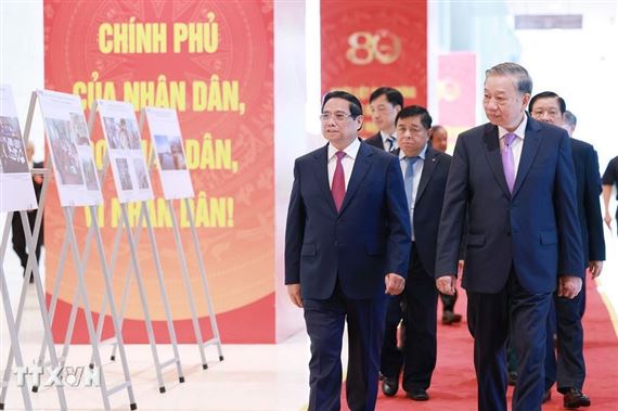 Chính phủ suốt 80 năm luôn vì nước, vì dân