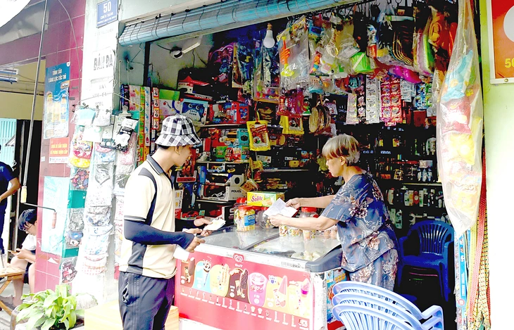Thủ tướng: Nghiên cứu hỗ trợ chi phí cho hộ kinh doanh dùng hóa đơn điện tử từ máy tính tiền