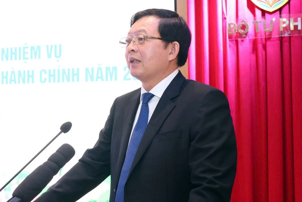 “Phát sinh nhiều đại án tham nhũng, kinh tế chưa từng có tiền lệ”