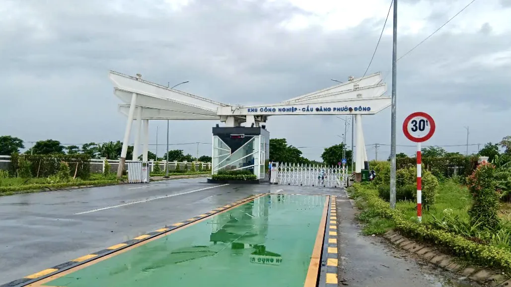 Doanh nghiệp bị làm khó vì quy định bất hợp lý của đơn vị quản lý