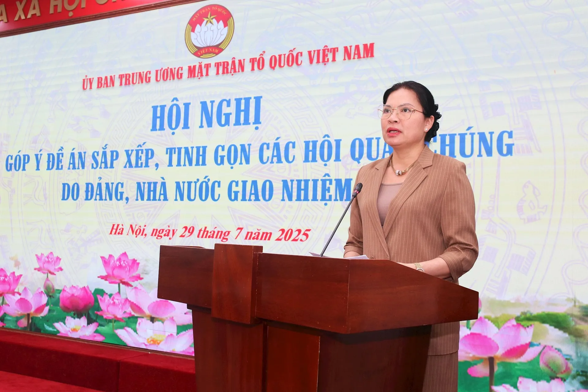 Trình Bộ Chính trị phương án tinh gọn 30 hội quần chúng trước ngày 31/8