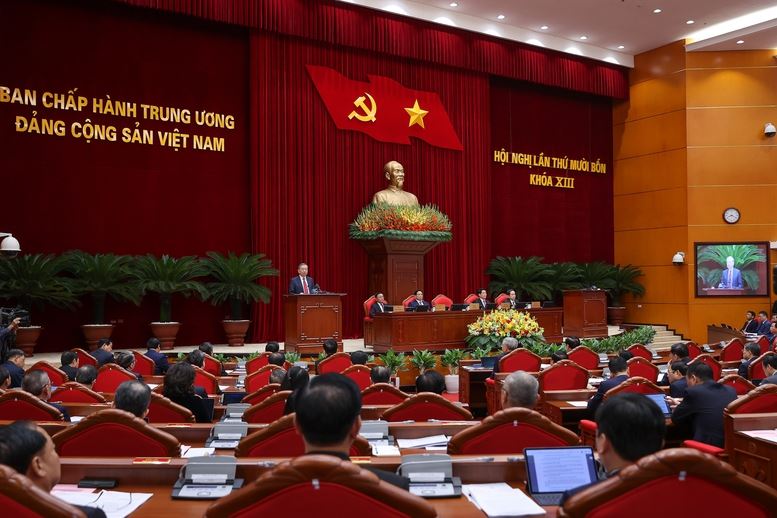 Lựa chọn nhân sự giới thiệu tham gia Bộ Chính trị, Ban Bí thư khóa XIV