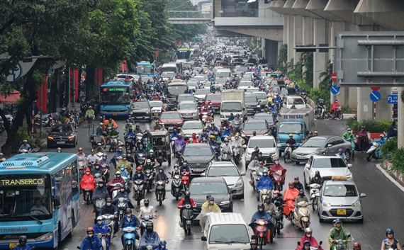 Hà Nội cấp bách tổng rà soát toàn bộ ô tô, xe máy để chuyển đổi xe xăng