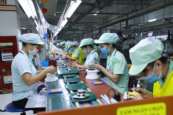 Người lao động làm thêm dịp lễ, tết hưởng ít nhất 300% lương
